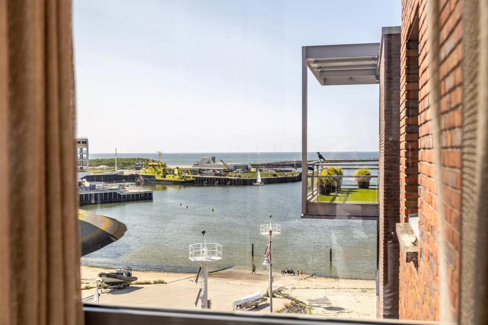 Scheveningen Harbour 42A-Uitzicht zomer