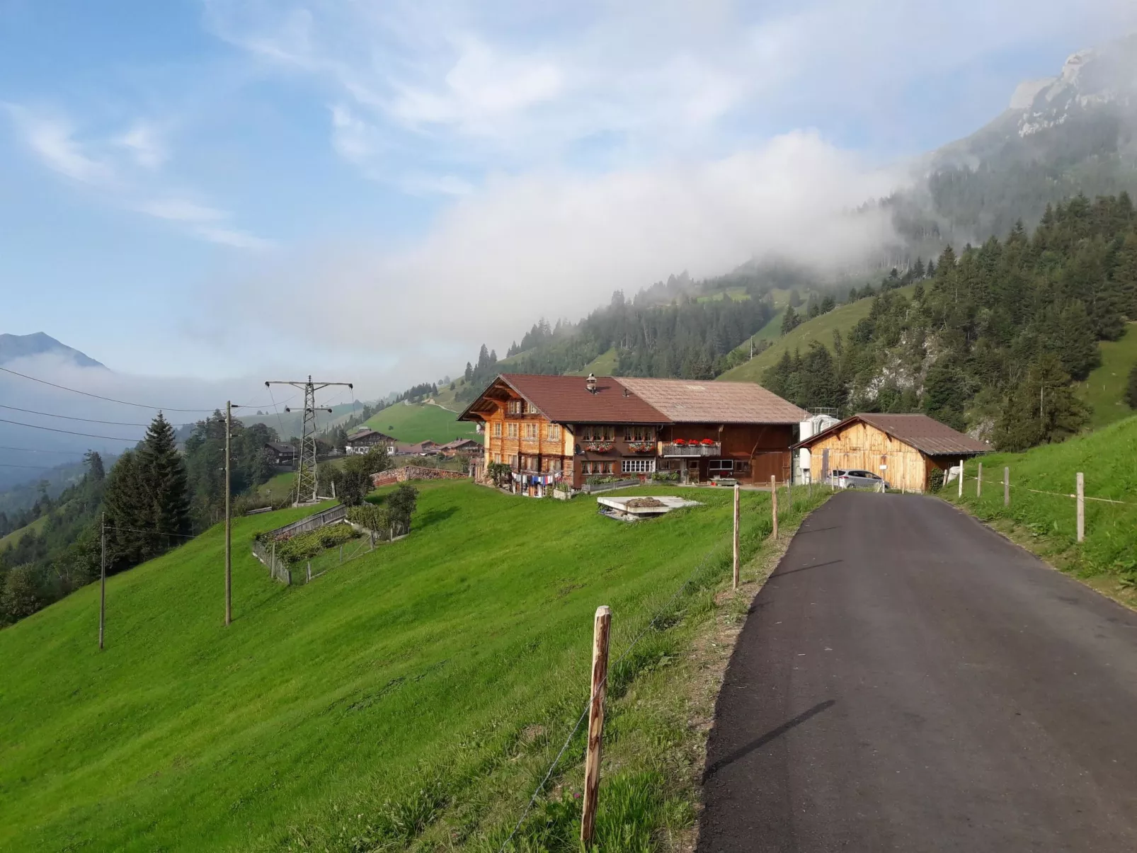 Bauernhaus Uf dr Flue-Buiten