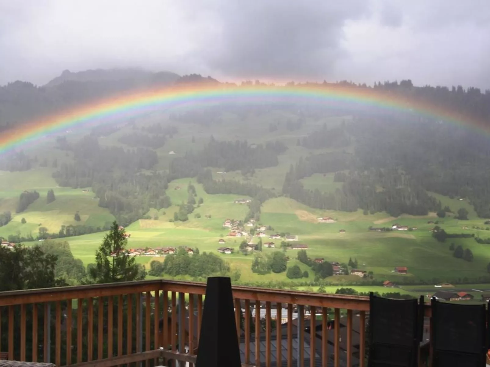 Nubes, Chalet-Buiten