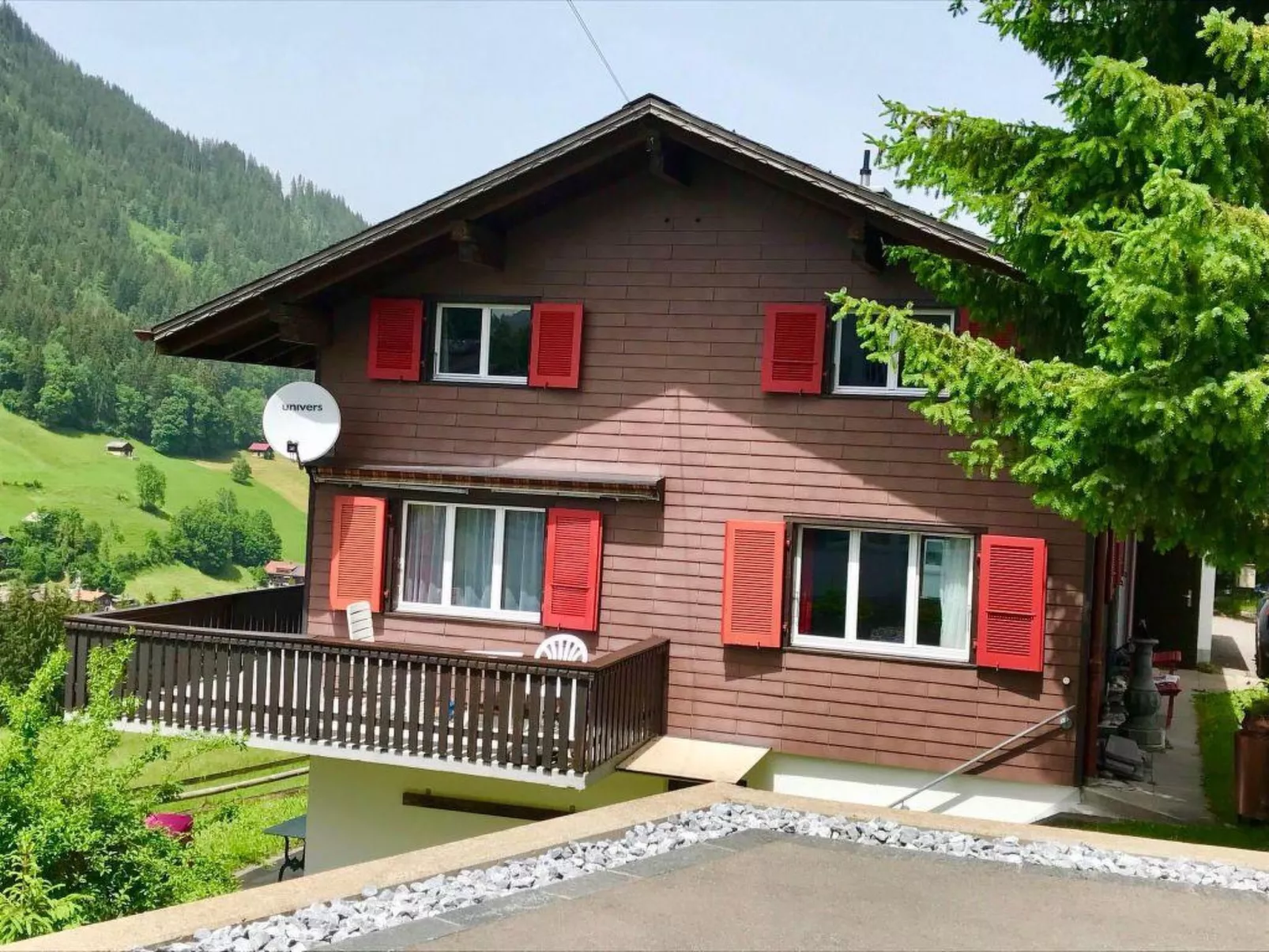 Altenried, Chalet-Buiten