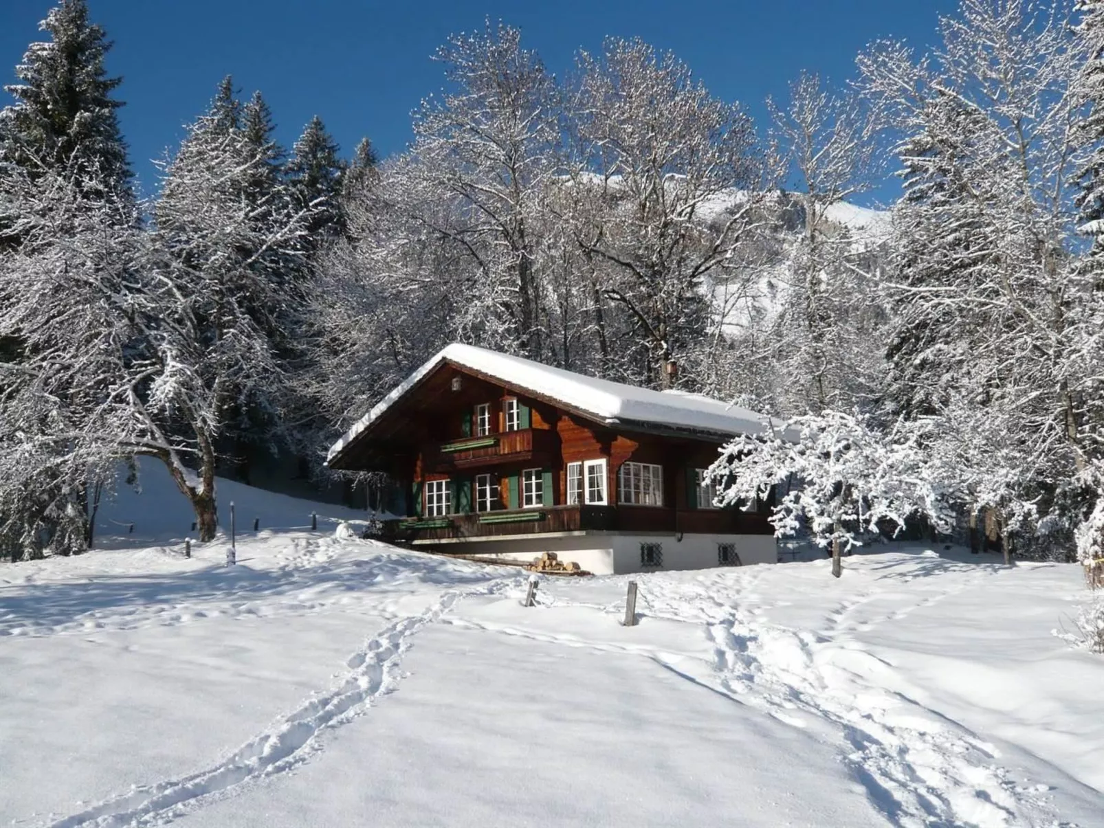 Chalet Maru-Buiten