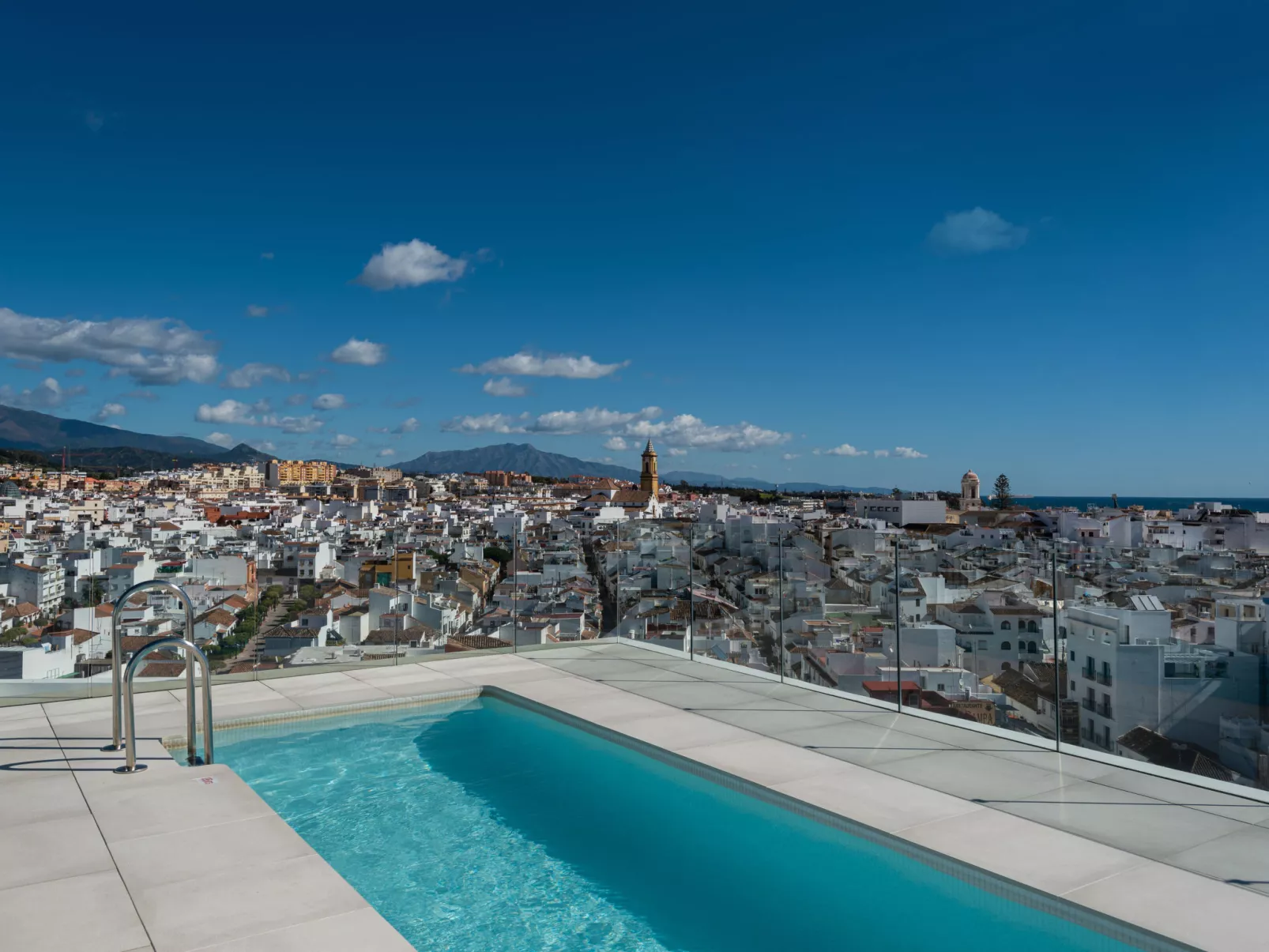 Estepona Roof Top View 3-Buiten