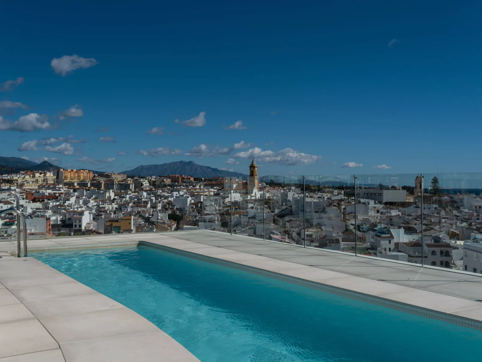 Estepona Roof Top View 3-Buiten