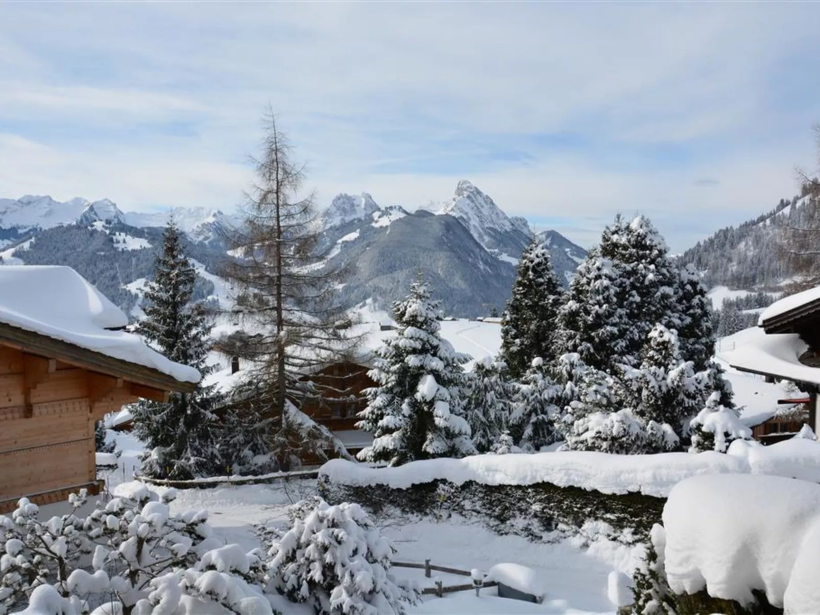 Les Hivernants (1. Stock rechts)-Buiten