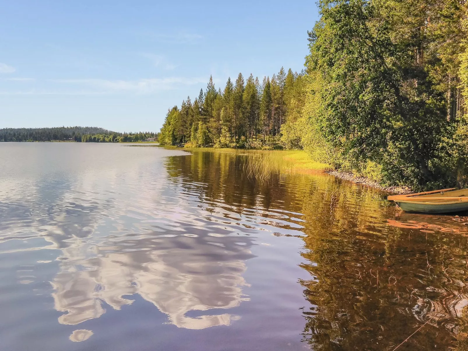 Lystikämän tupa-Buiten