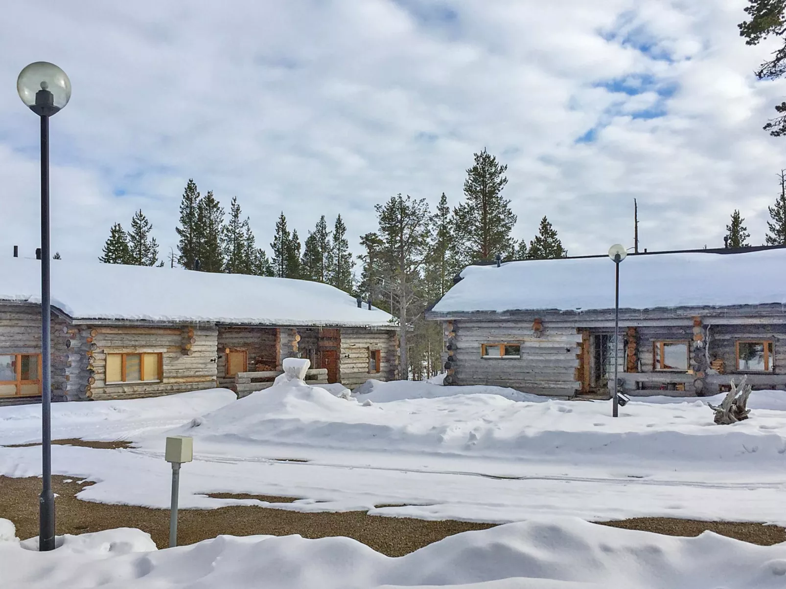 Saariselän waskooli a-Buiten