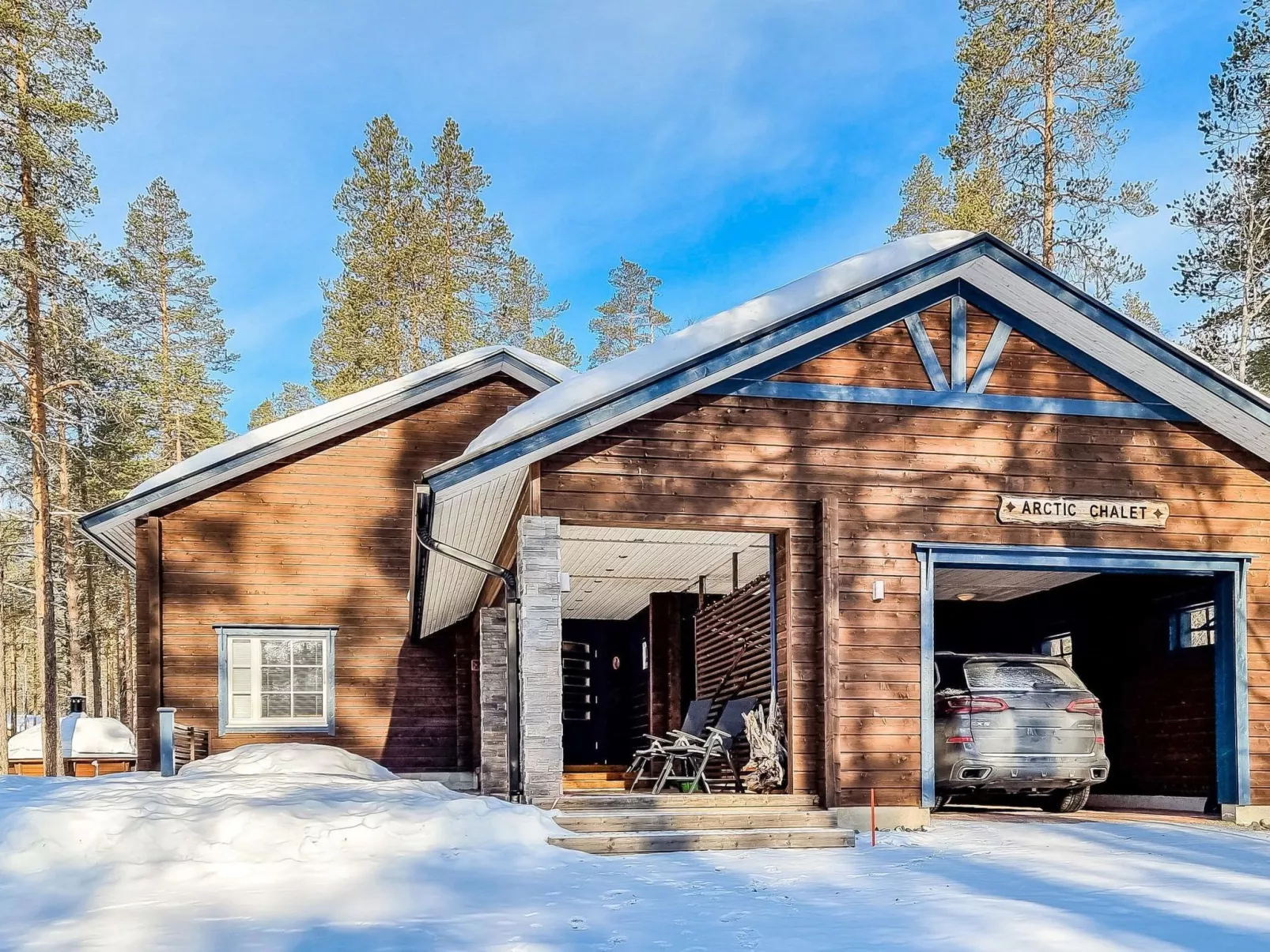 Arctic chalet-Buiten