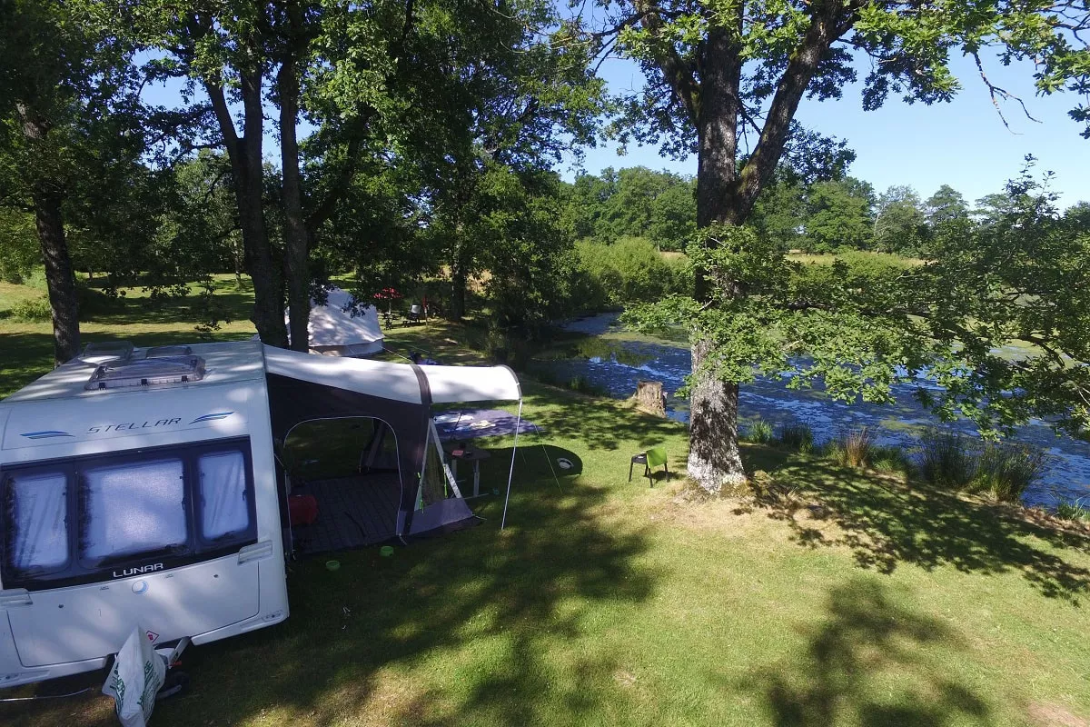 Camping Etang du Camp 