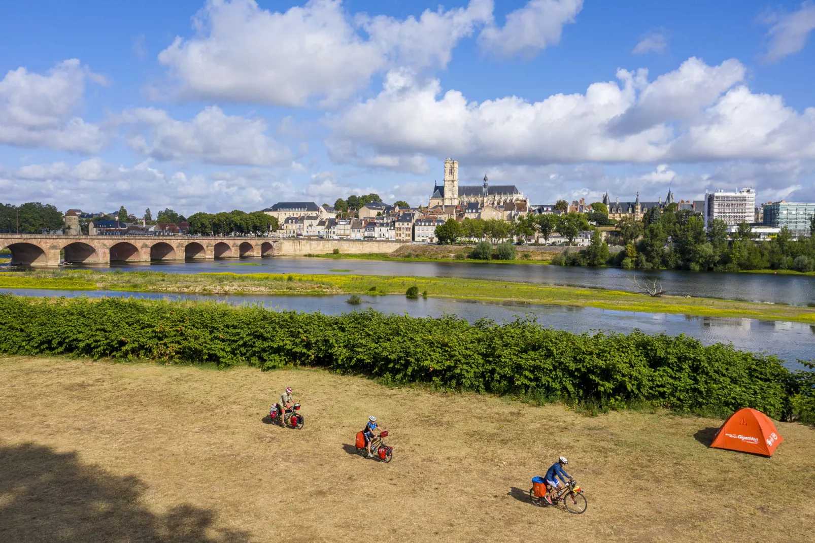 Camping de Nevers 