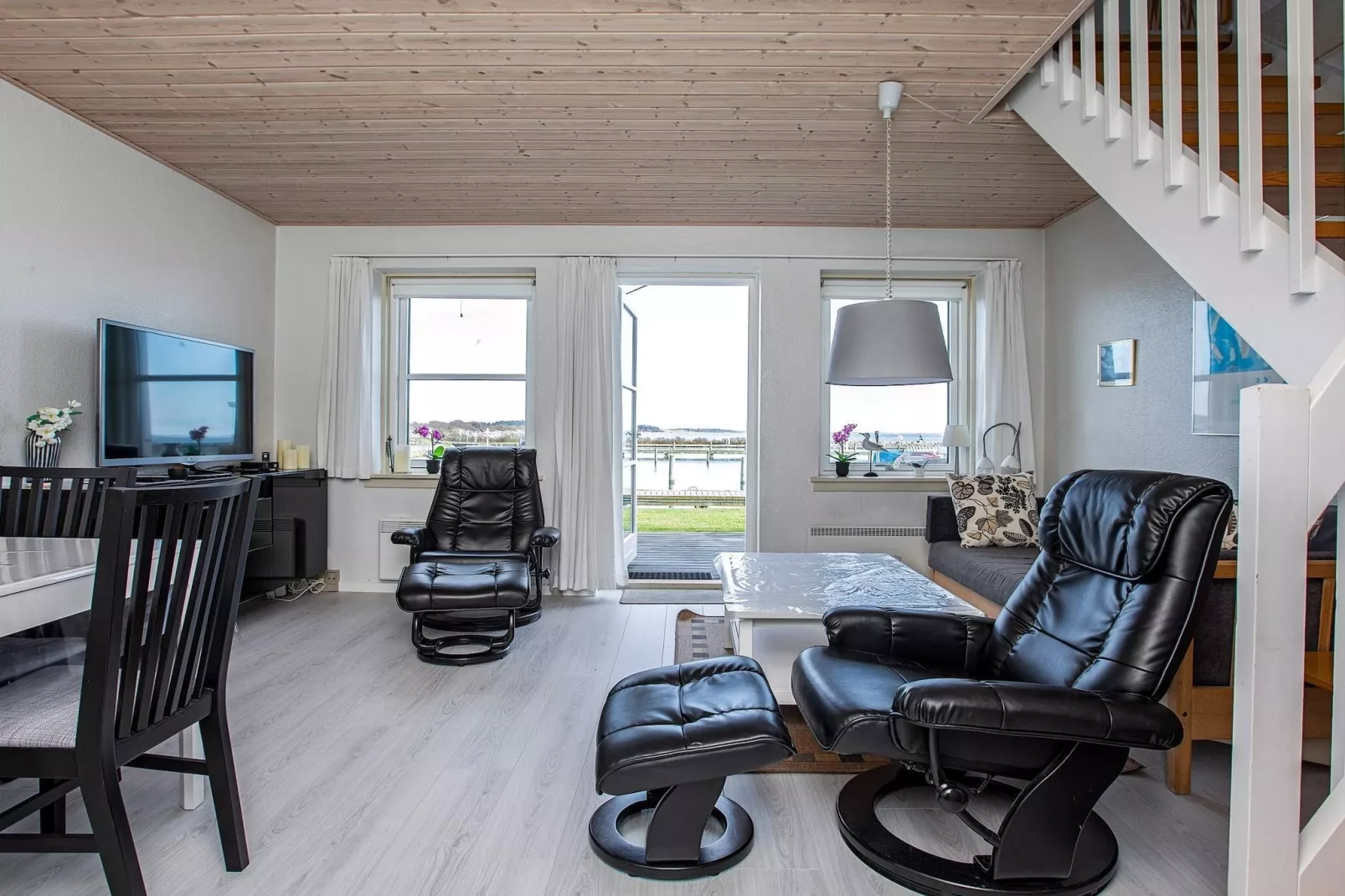 3 room,m/seaview.,2 levels-Binnen