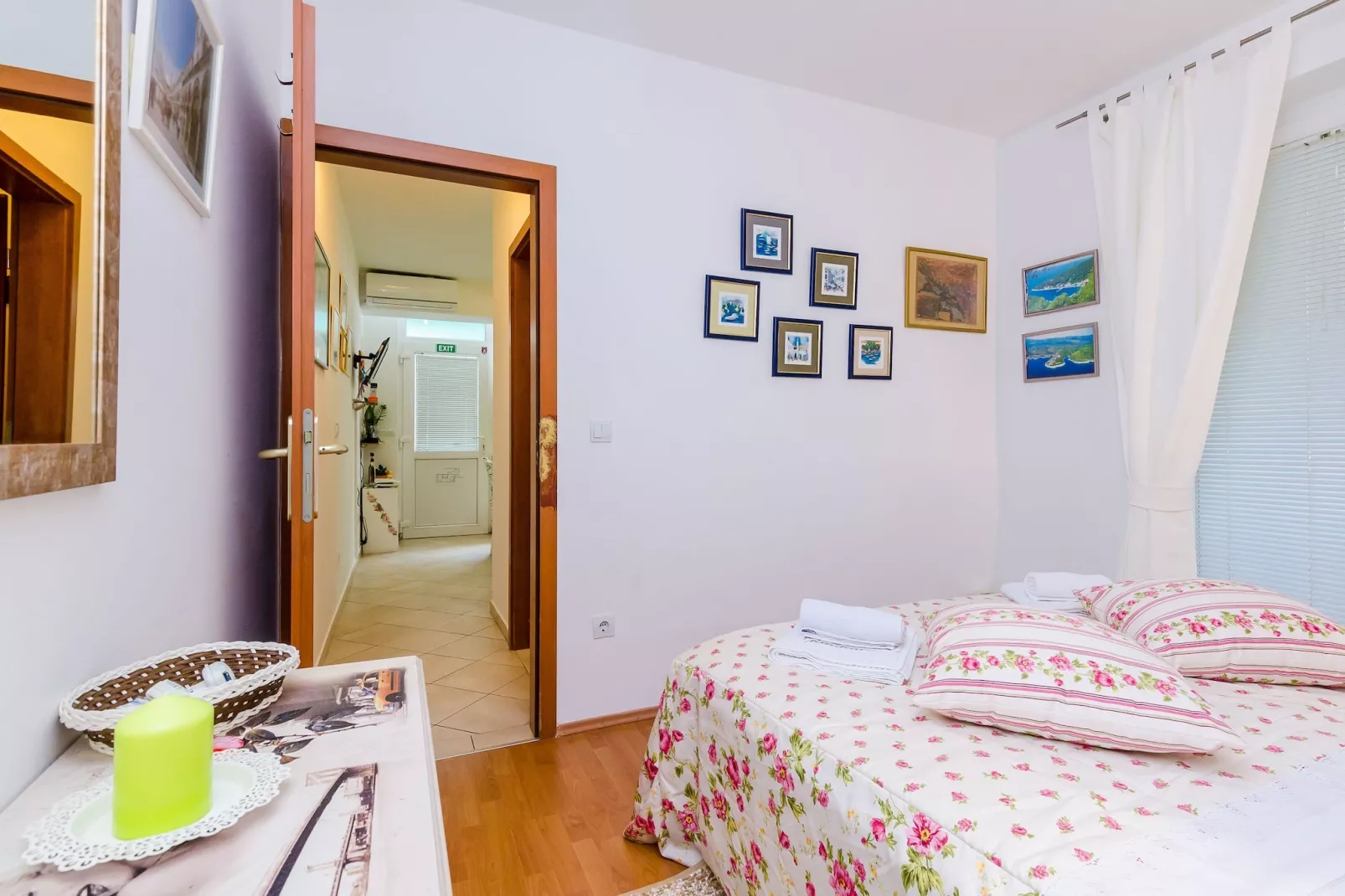 Apartments Captain - One Bedroom Apartment with Terrace (3 Adults)-Slaapkamer