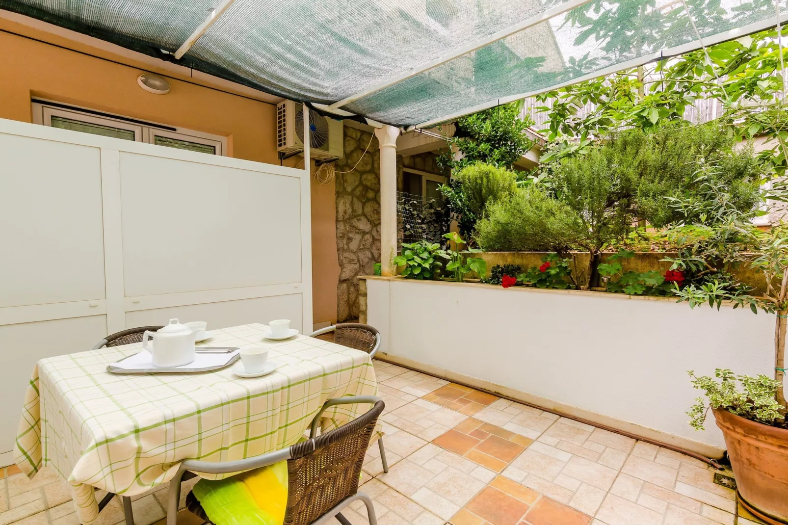 Apartments Captain - One Bedroom Apartment with Terrace (3 Adults)-Terras