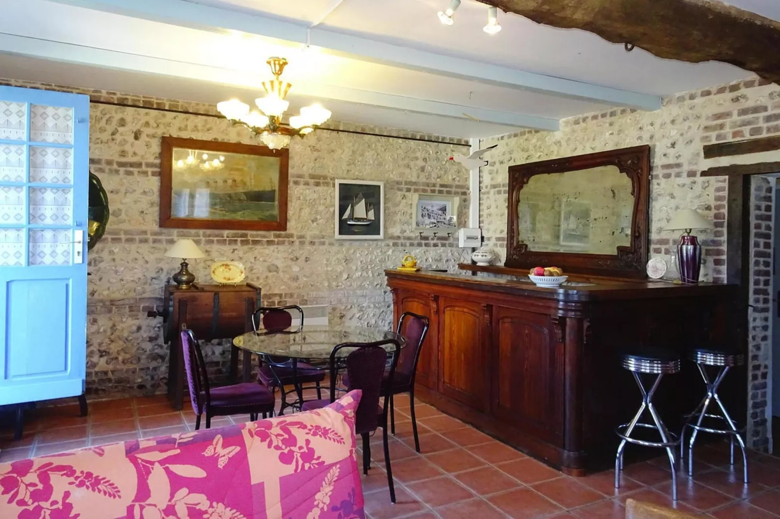 Holiday home La Poterie Cap d'Antifer-Eetkamer