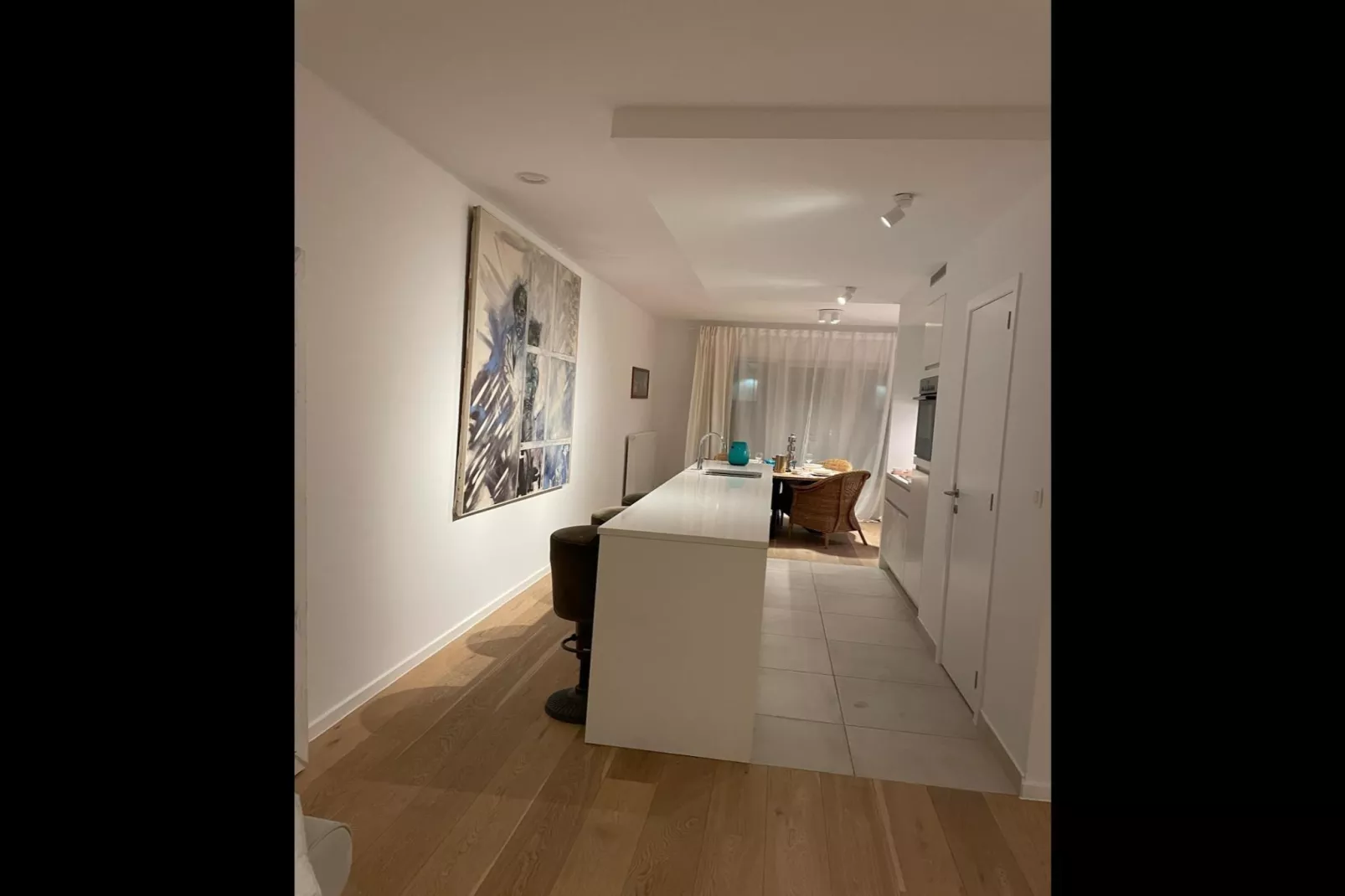 Luxe appartement Montoyer-Keuken