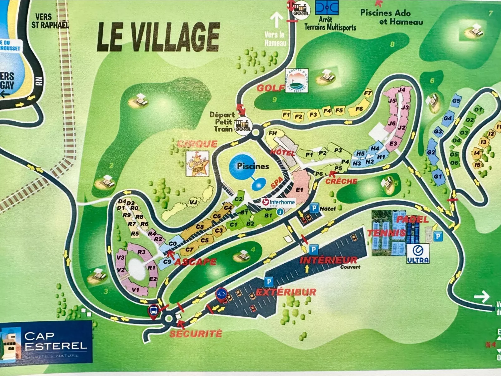 Le Hameau (L2 002)-Binnen