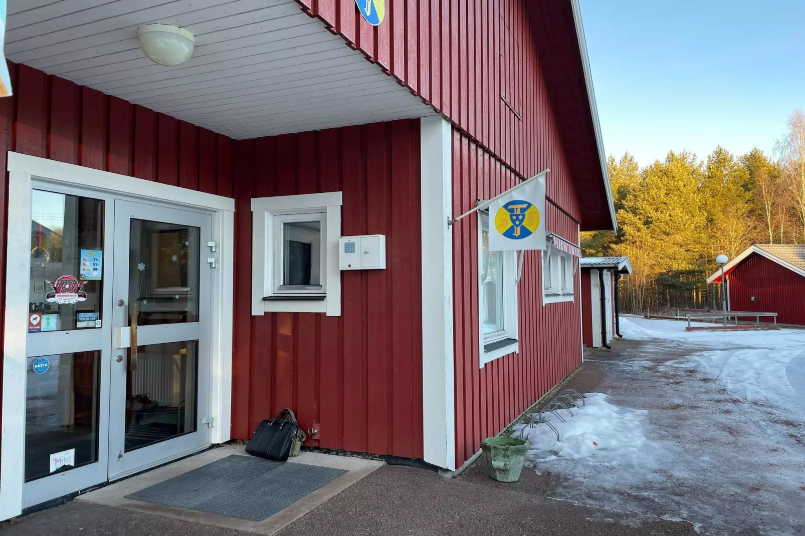 Trebäddsrum med WC och delad dusch-Buitenlucht