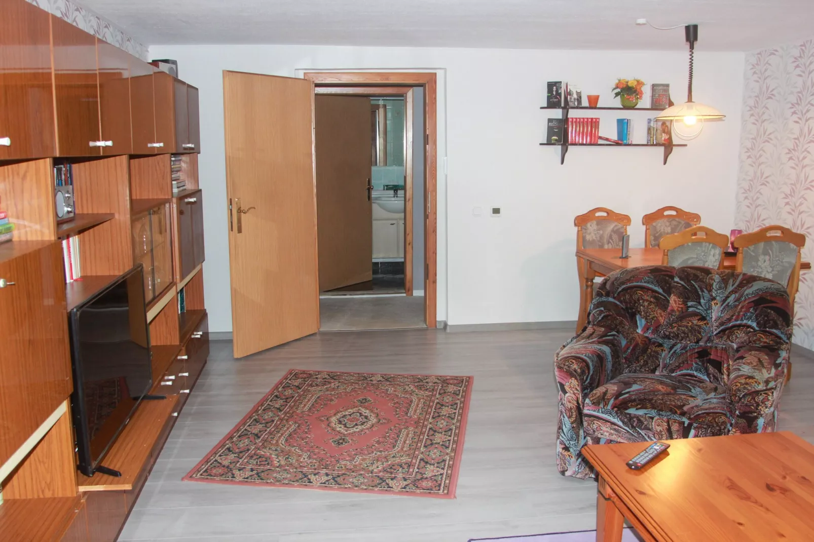 Ferienwohnung Staßfurt-Woonkamer