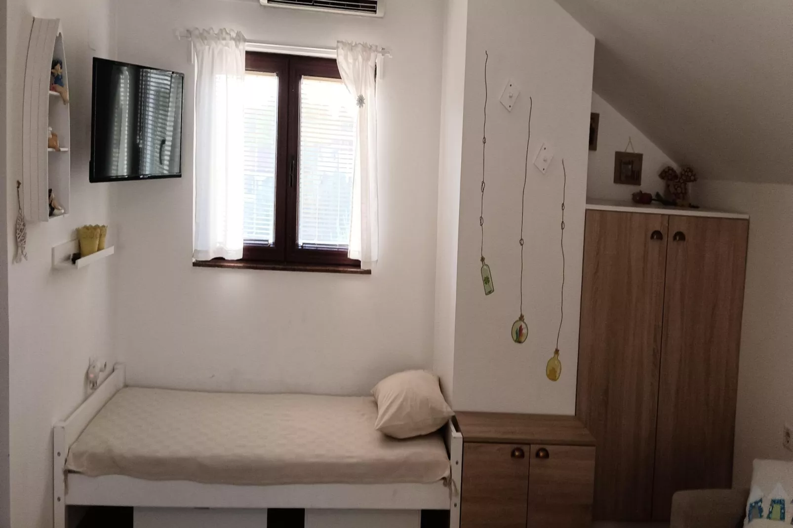 Studio apartment Paklenica-Slaapkamer