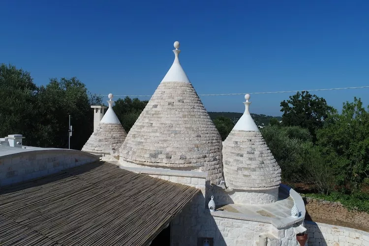 Villa Trulli dell'amore mit beheiztem Pool in Ostuni-Buitenkant zomer