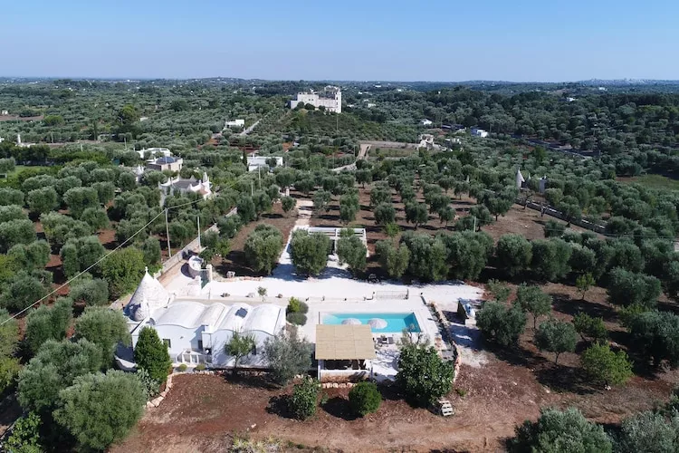 Villa Trulli dell'amore mit beheiztem Pool in Ostuni-Buitenkant zomer