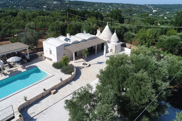 Villa Trulli dell'amore mit beheiztem Pool in Ostuni-Buitenkant zomer