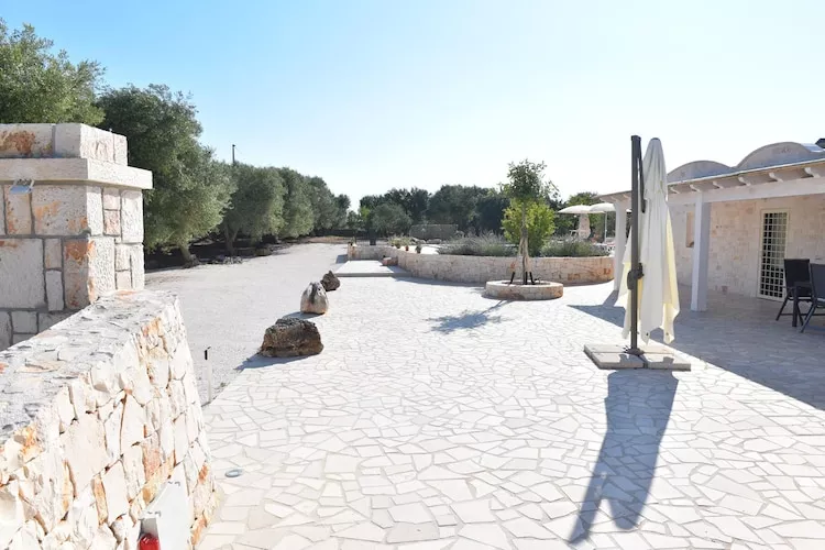 Villa Trulli dell'amore mit beheiztem Pool in Ostuni-Tuinen zomer