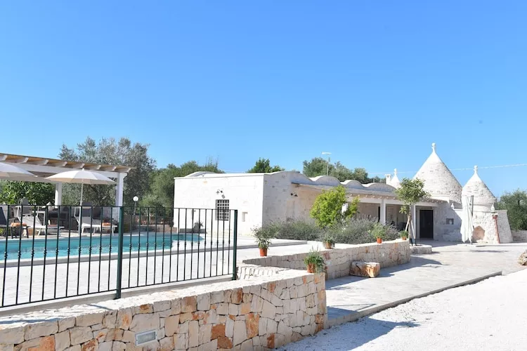 Villa Trulli dell'amore mit beheiztem Pool in Ostuni-Tuinen zomer