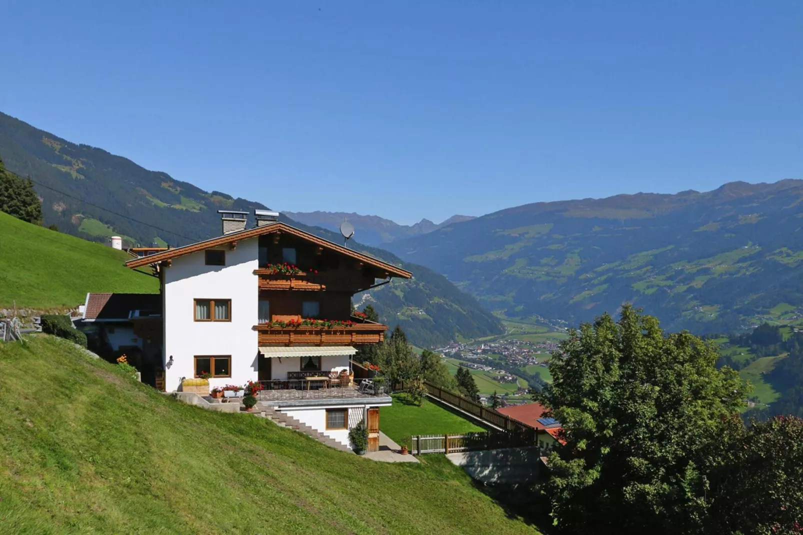 Haus Steinberger-Buitenkant zomer