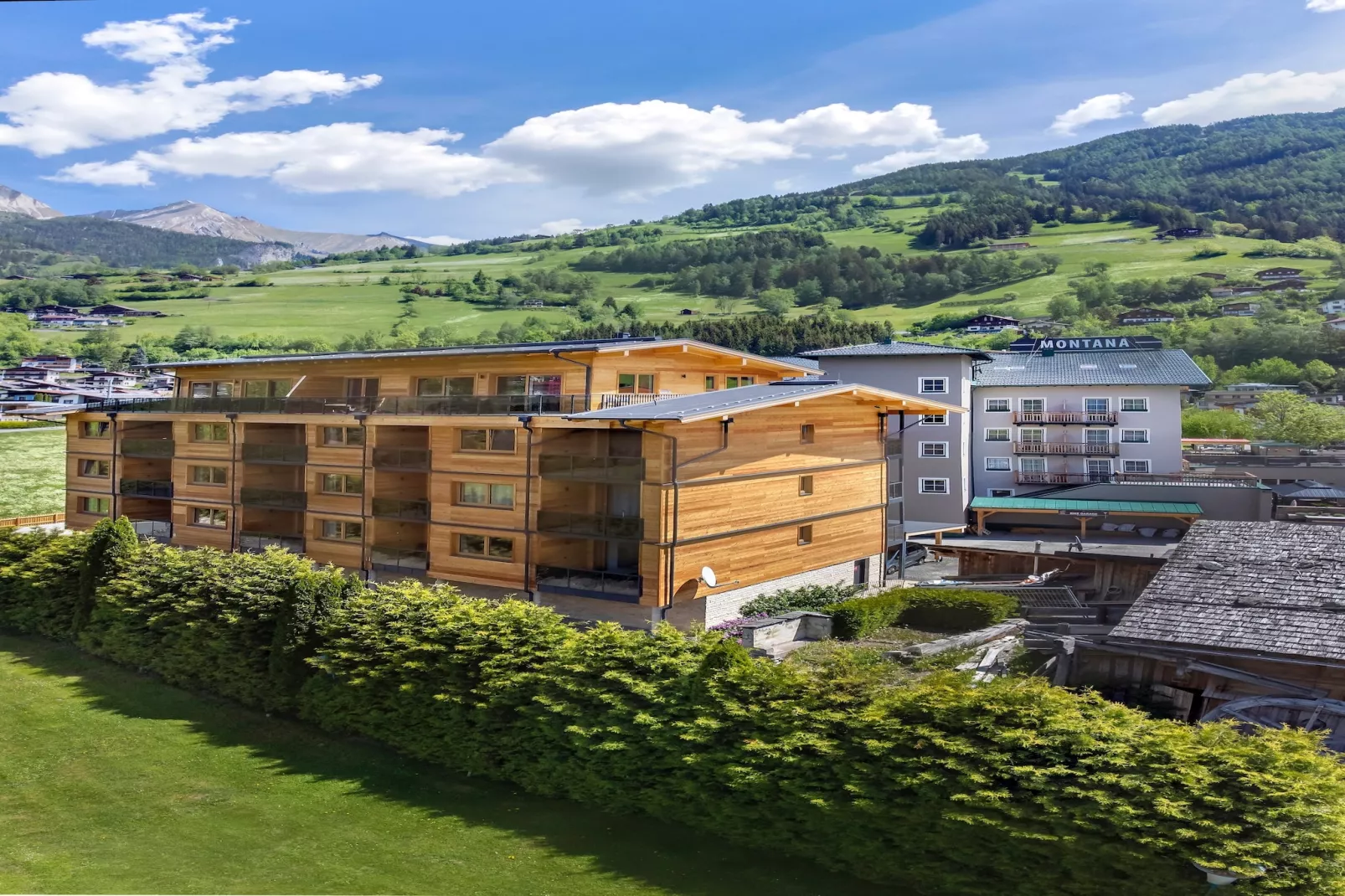 Apartment Alpine Superior-Buitenkant zomer