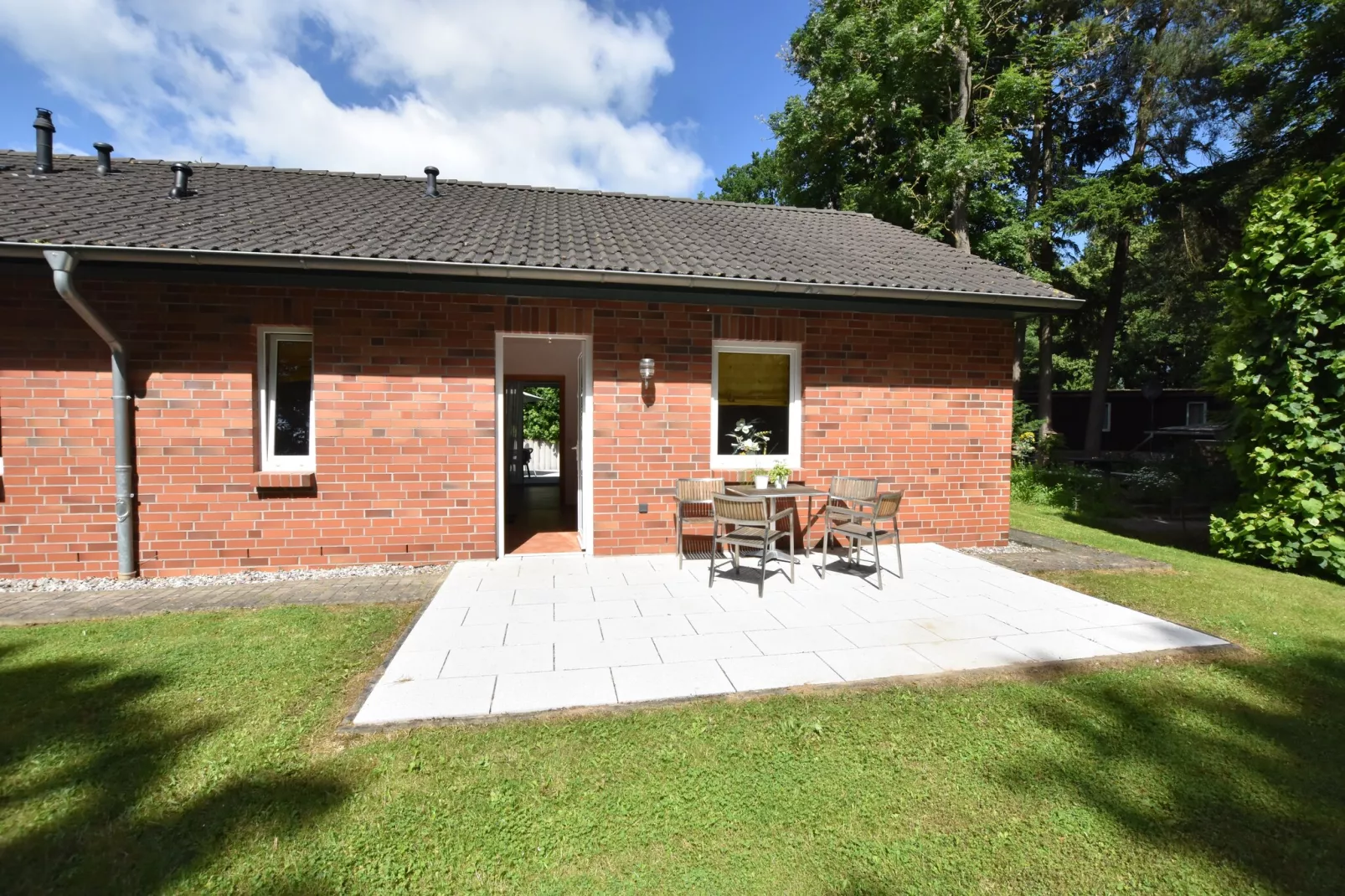 Ferienhaus Thomas im Grünen I-Tuinen zomer