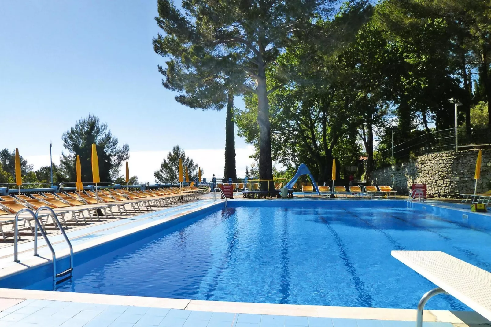 Ferienresort C'era Una Volta Villanova d'Albengo - Studio M2-Zwembad