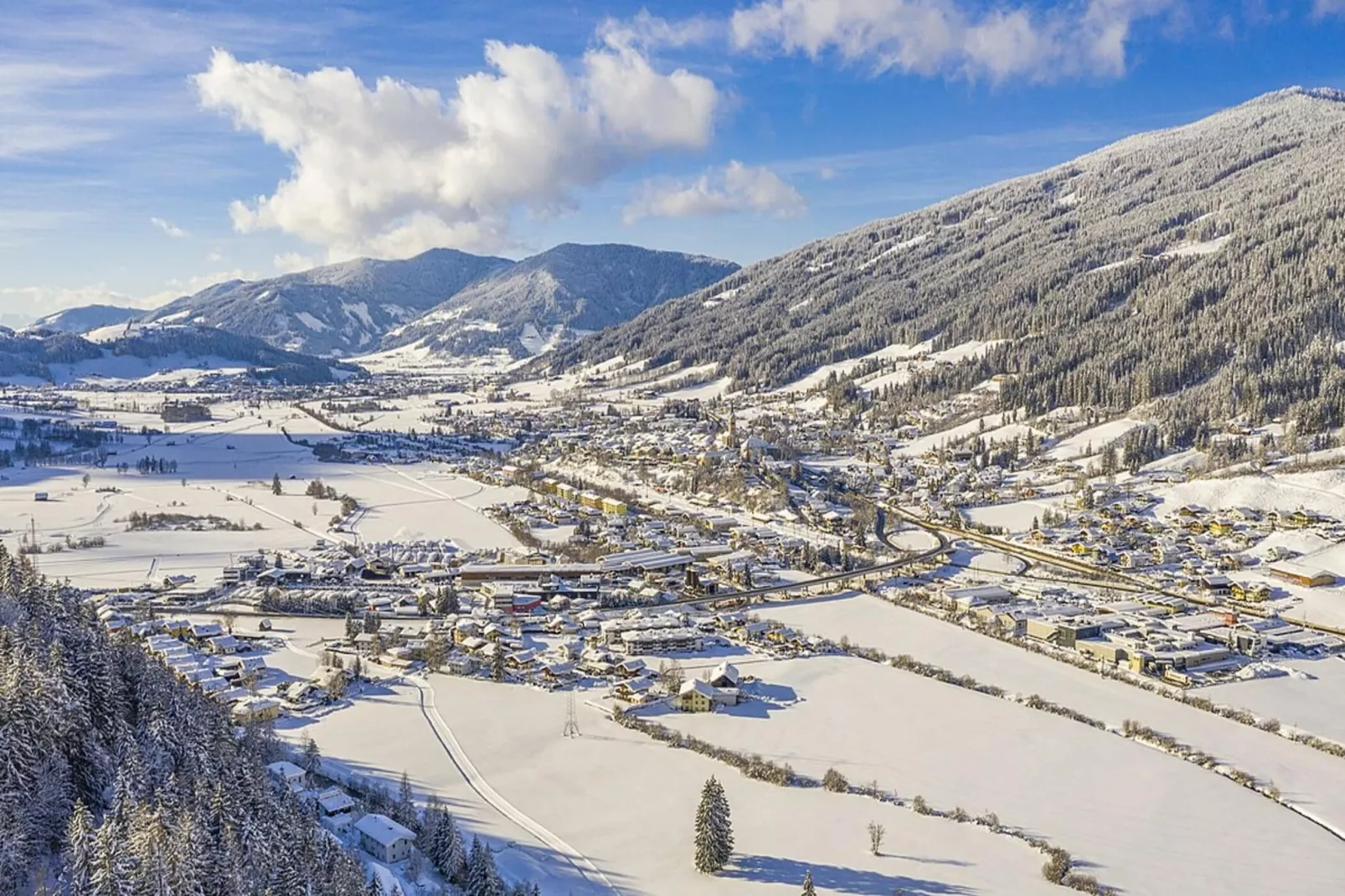 Landhaus Amadeus - Erdgeschoss-Gebied winter 5km