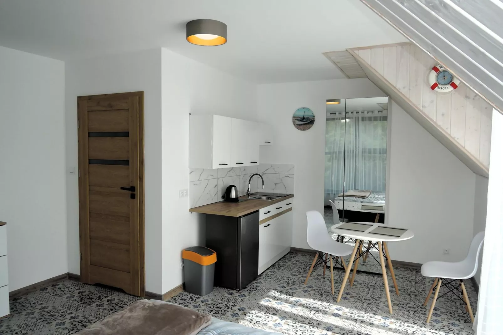 Apartament na 2 piętrze-Eetkamer