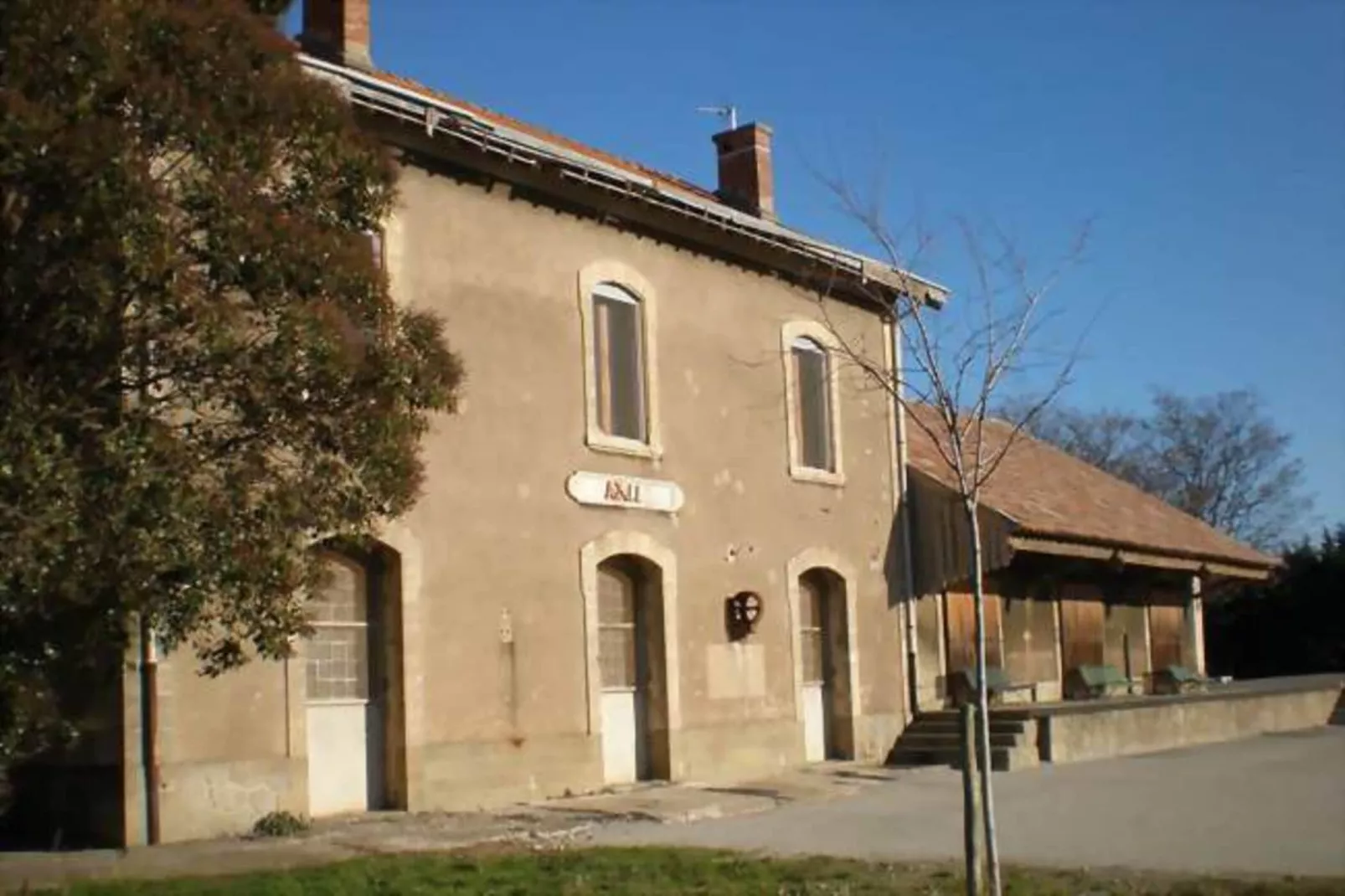 Résidence du Château de Jouarres - Azille // Apt Mezzanine 4 pers-Buitenkant zomer