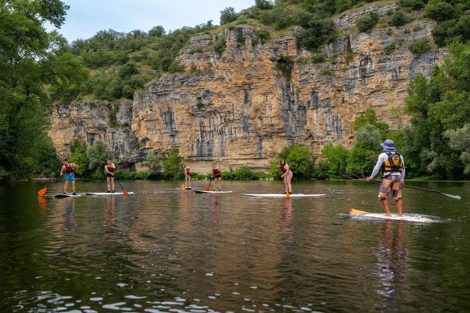 Collonges-la-Rouge- Gîte 2 Pièces 5 Personnes 1  bébé-Gebieden zomer 20km