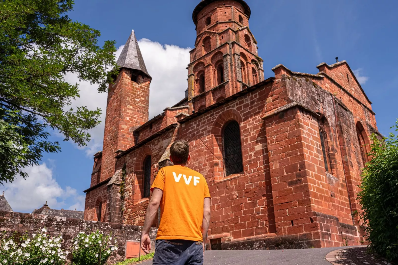 Collonges-la-Rouge- Gîte 3 Pièces 5 Personnes 2 bébés 2 salles d'eau-Gebieden zomer 5km