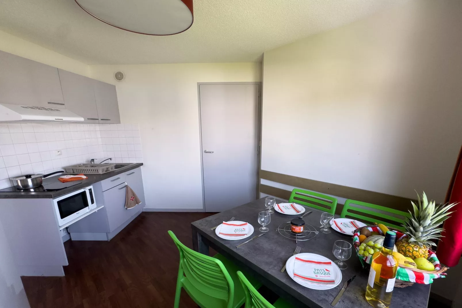 Urrugne Saint-Jean-de-Luz - Appartement 3 Pièces 4 Personnes 2  bébés 2 salles d'eau-Keuken