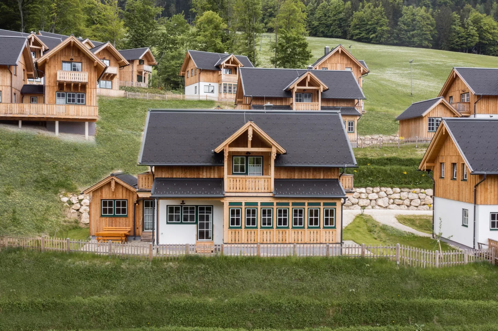 Haus Grundlsee-Buitenkant zomer