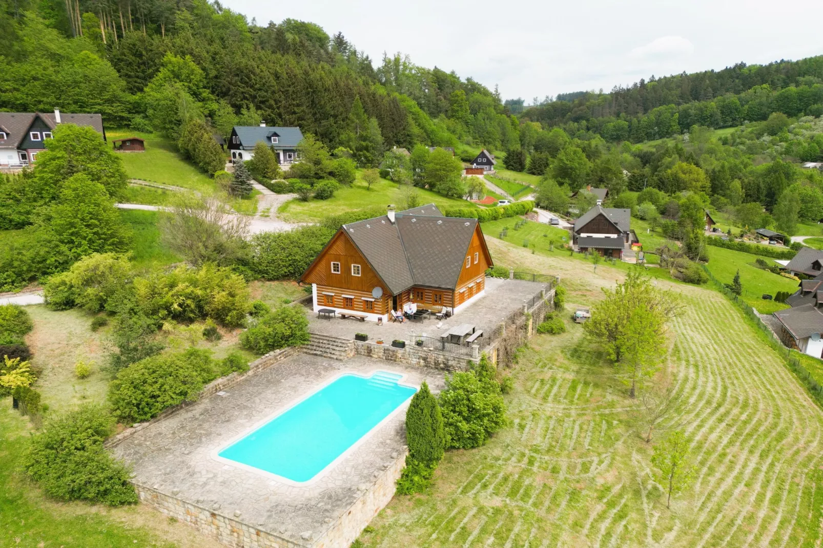 Villa Venova-Gebieden zomer 1km