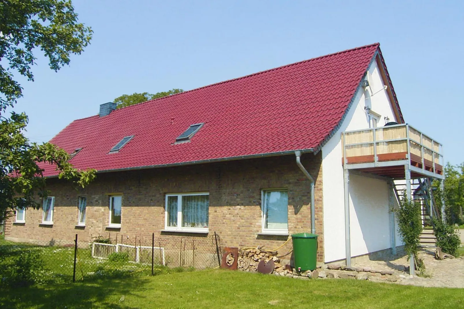 Ferienwohnung 130 qm-Buitenkant zomer