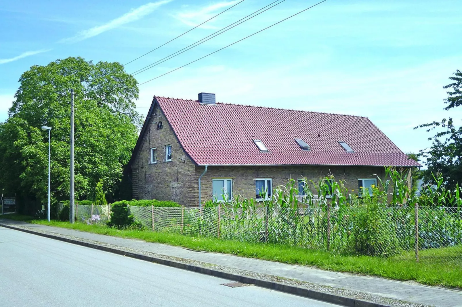 Ferienwohnung 130 qm-Buitenkant zomer