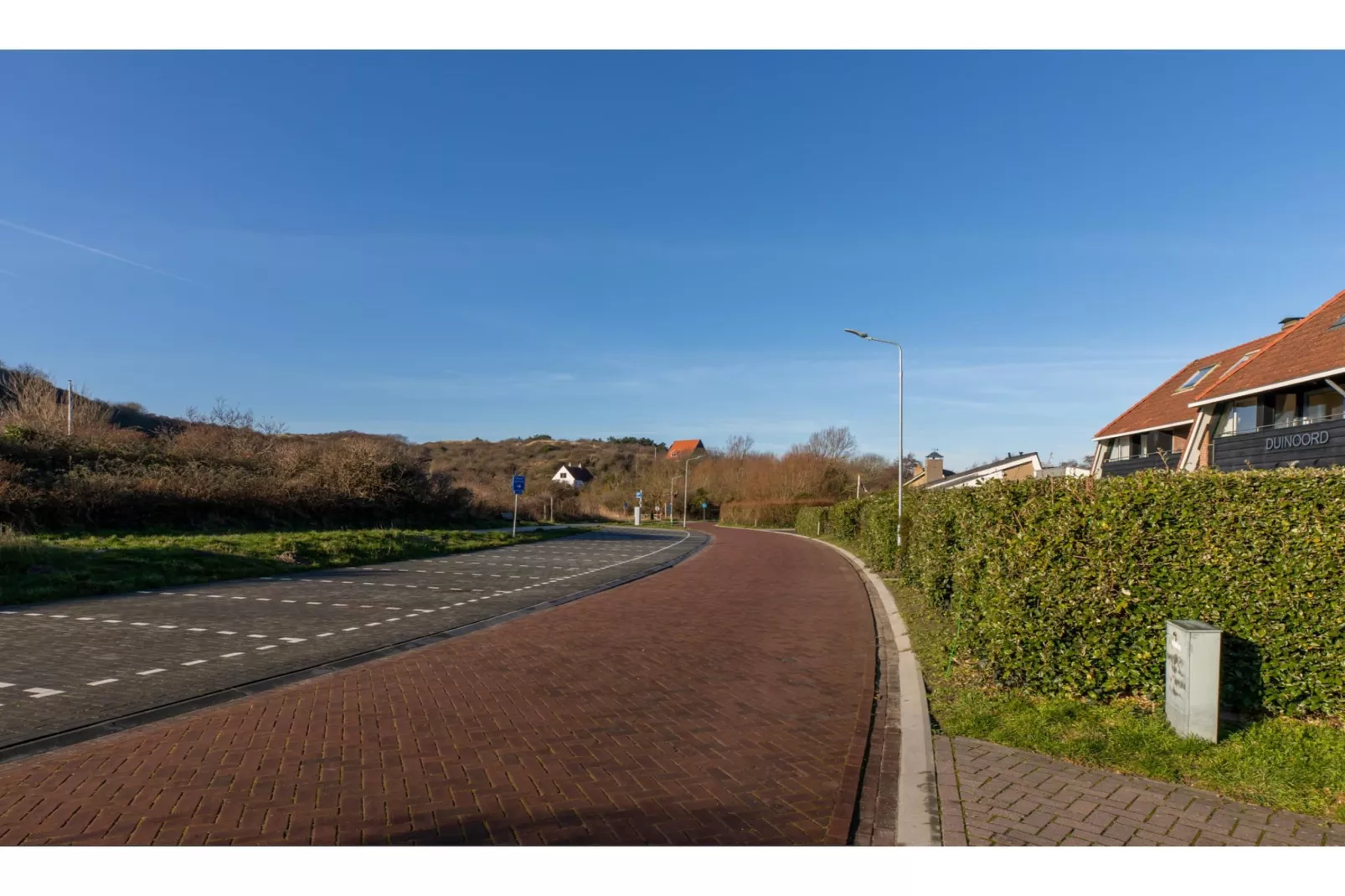 Appartement 'Duinoord' - Duinweg 117-12  Zoutelande-Buitenkant zomer