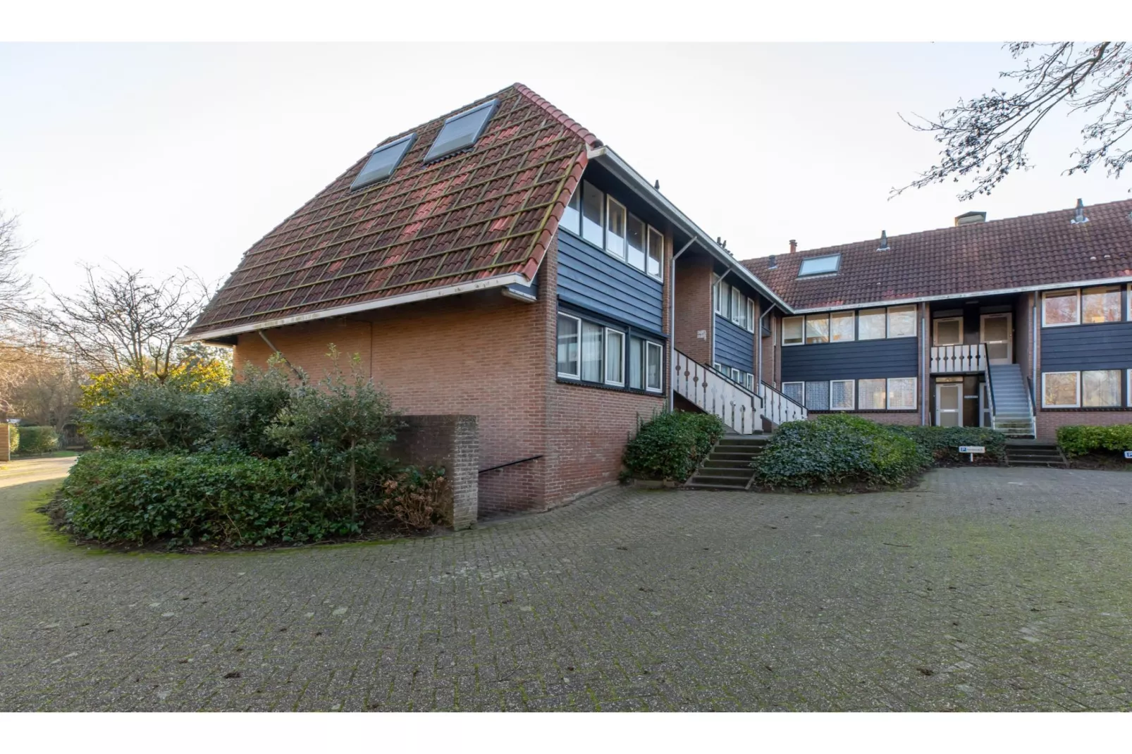 Appartement 'Duinoord' - Duinweg 117-12  Zoutelande-Buitenkant zomer