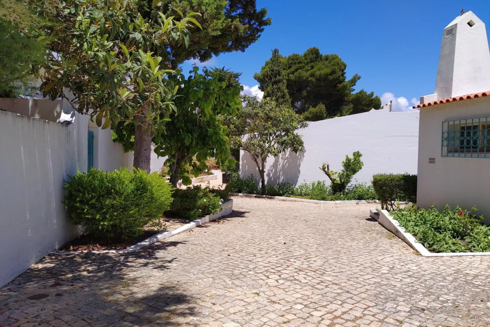 Holiday home in Alvor-Uitzicht zomer