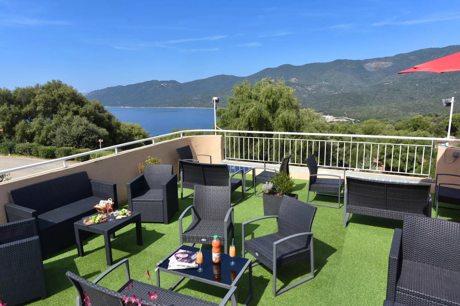 Residence Alba Rossa Serra-di-Ferro // Apt 1 Chambre avec Vue Mer  36à40 m2-Terrasbalkon