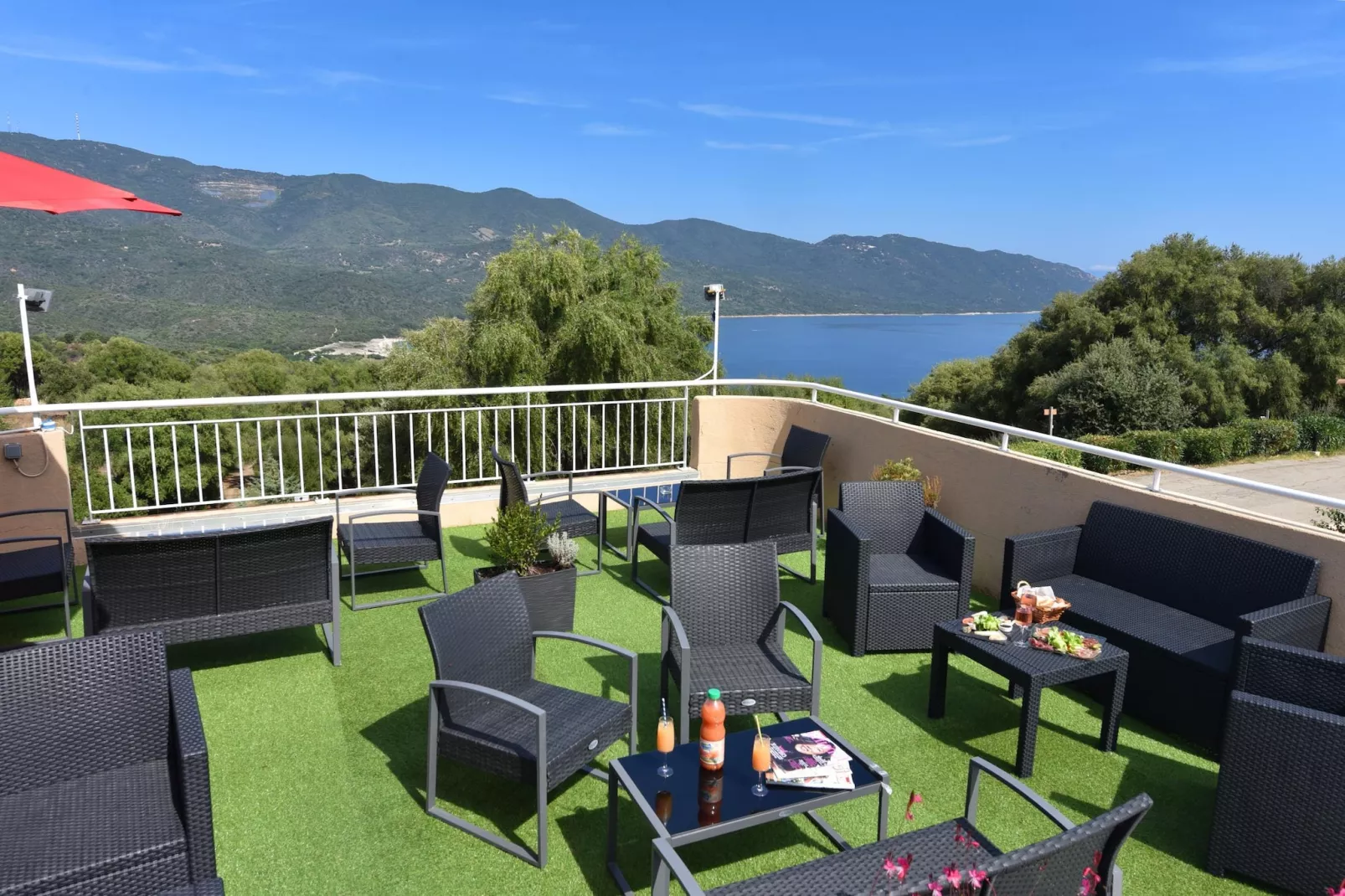 Residence Alba Rossa Serra-di-Ferro // Apt 1 Chambre avec Vue Mer  36à40 m2-Terrasbalkon