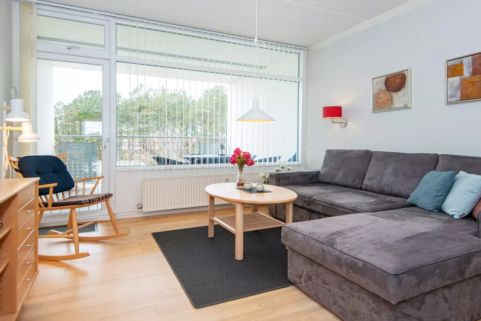 2 room,ground floor or 1.-Binnen