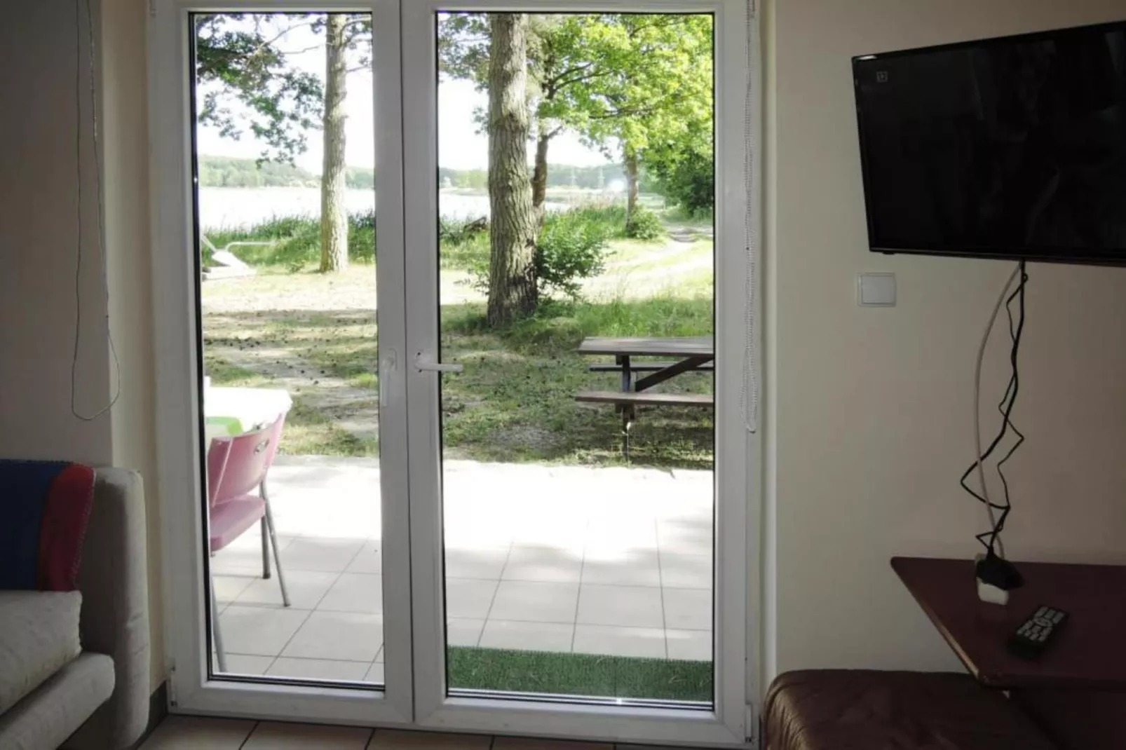 Holiday complex in Jezierzyce by Szczecin at the lake 30 qm for 4 persons Typ C Zolty-Sfeer