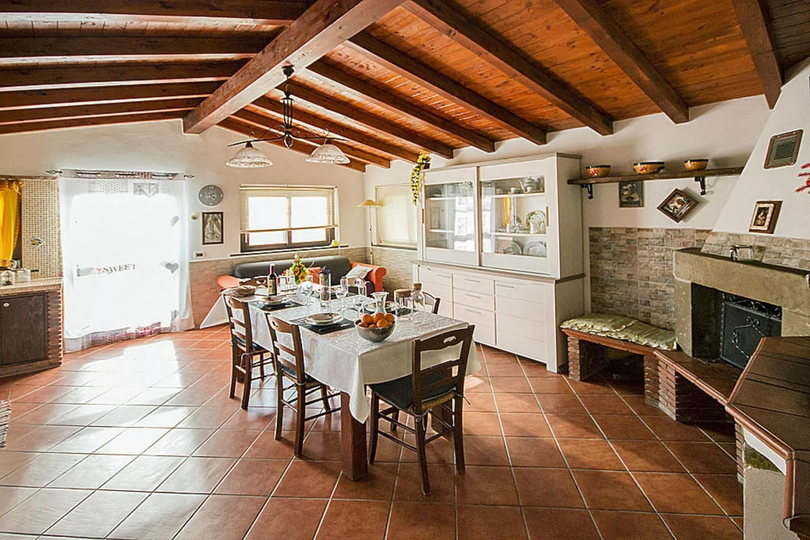 Holiday home, Francavilla di Sicilia-Casa Virginia-Eetkamer