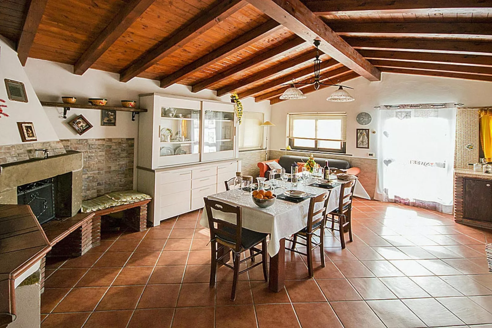 Holiday home, Francavilla di Sicilia-Casa Virginia-Eetkamer